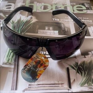 🕶NEW WITH TAGS TEENAGE BOYS BLACK SUNGLASSES🕶